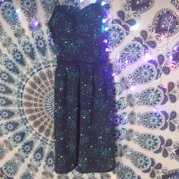 Dress - Picture 1 of 2